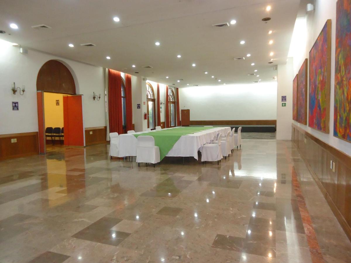 Hotel Concierge Plaza Колима Екстериор снимка