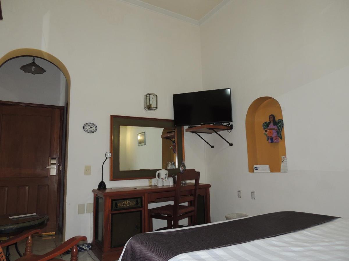 Hotel Concierge Plaza Колима Екстериор снимка